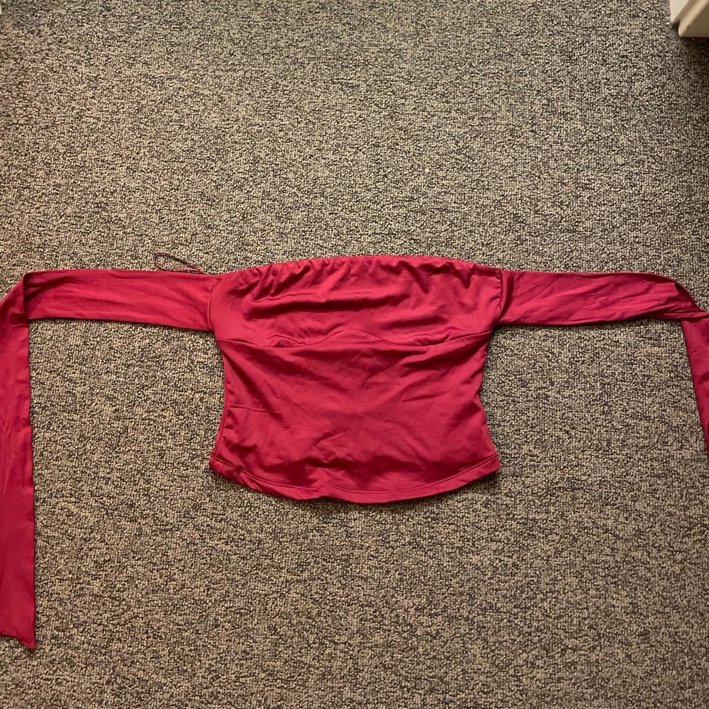 Sleeveless bandeau top